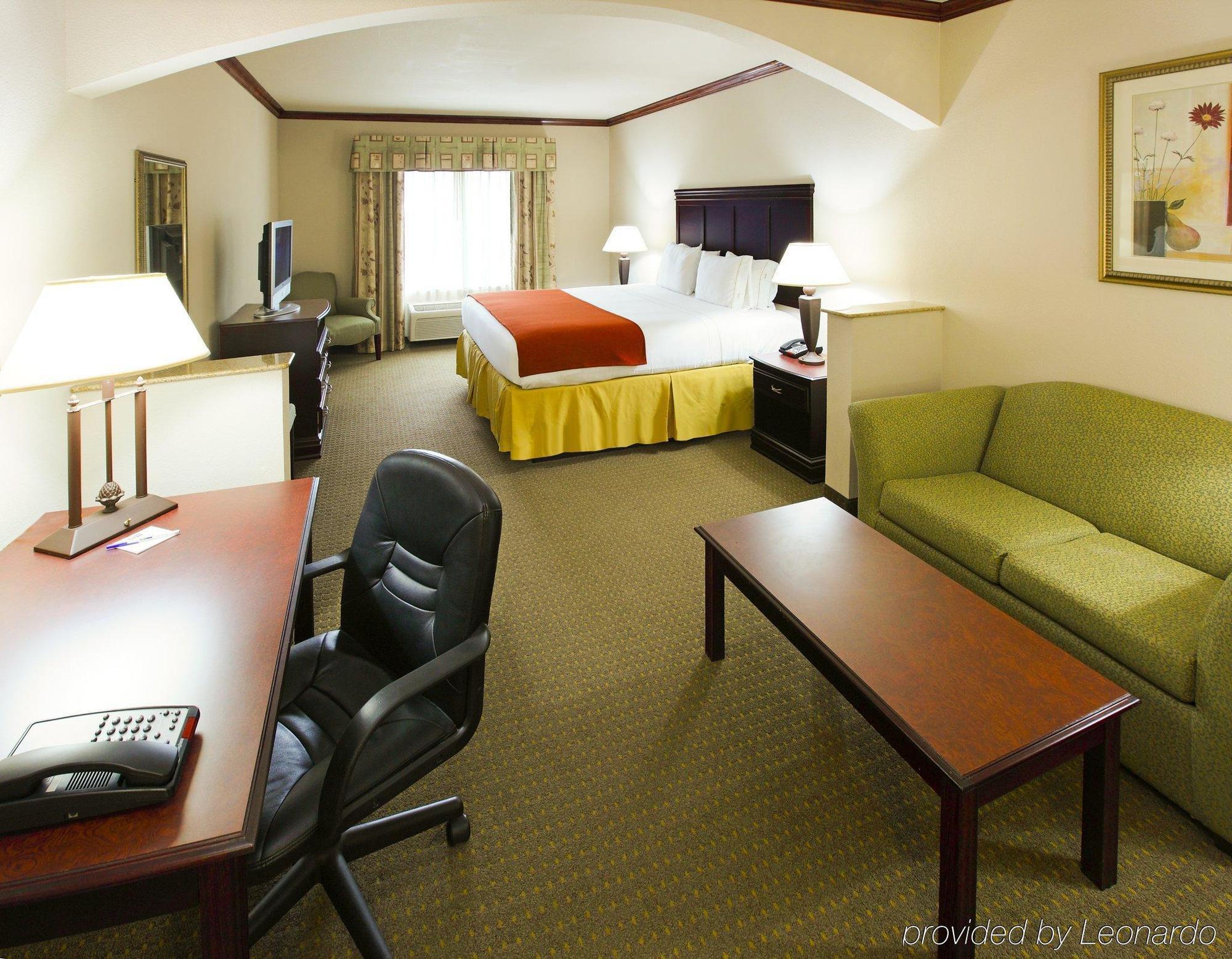 Holiday Inn Express Hotel & Suites Sherman Highway 75 By Ihg Екстериор снимка