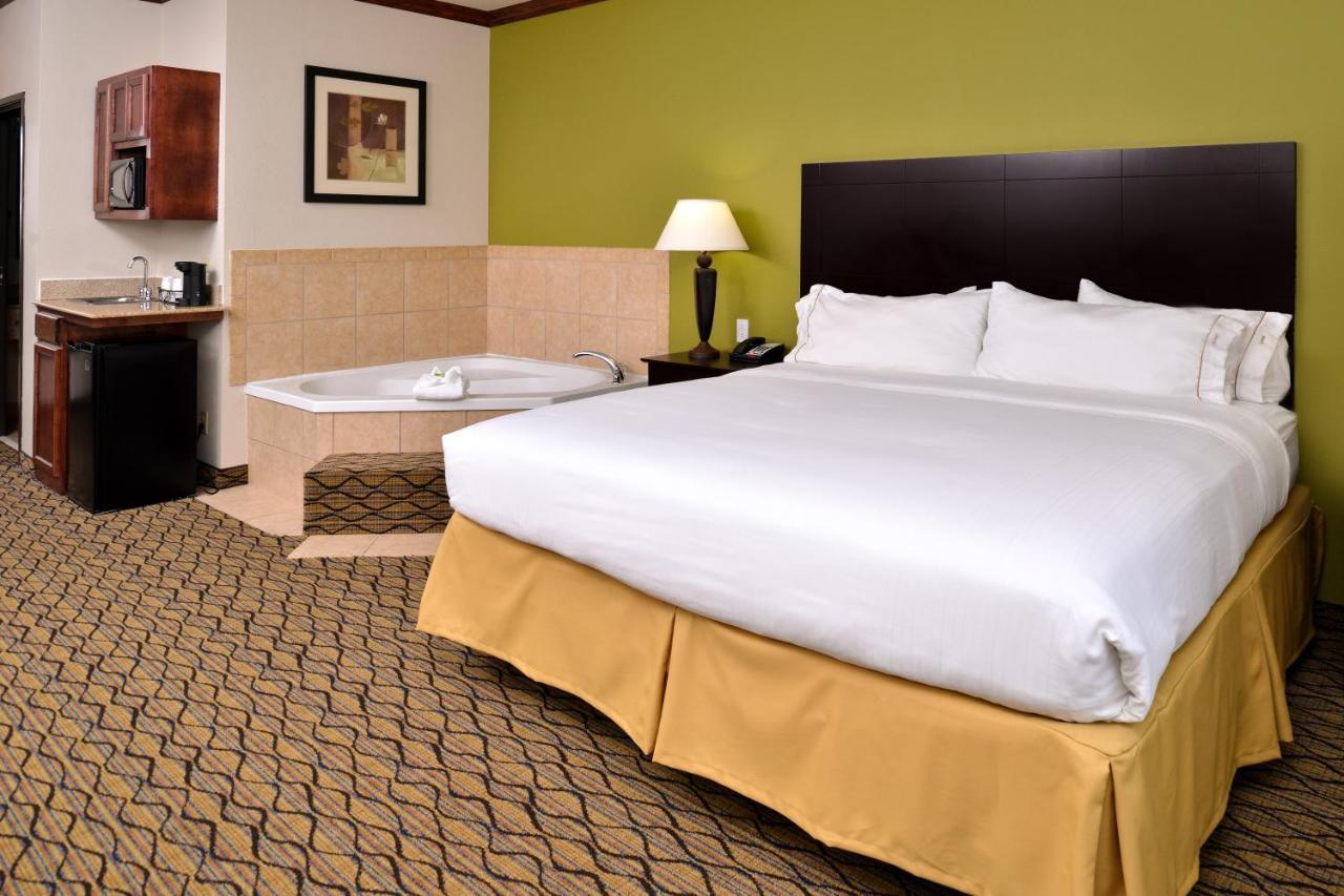 Holiday Inn Express Hotel & Suites Sherman Highway 75 By Ihg Екстериор снимка